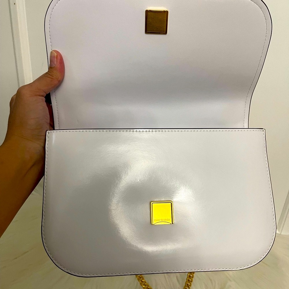 Tory Burch White Leather Crossbody Bag with Chain Strap - Picture 6 of 6